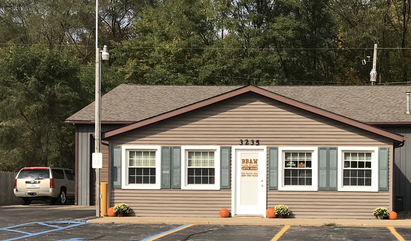 Brown and Brown Auto Wash and Detailing in Kalamazoo