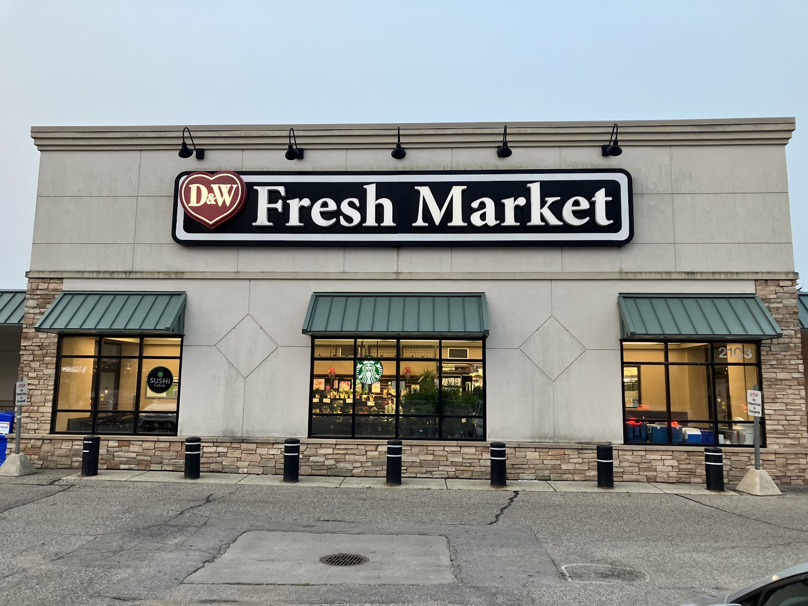 D&W Fresh Market — photo