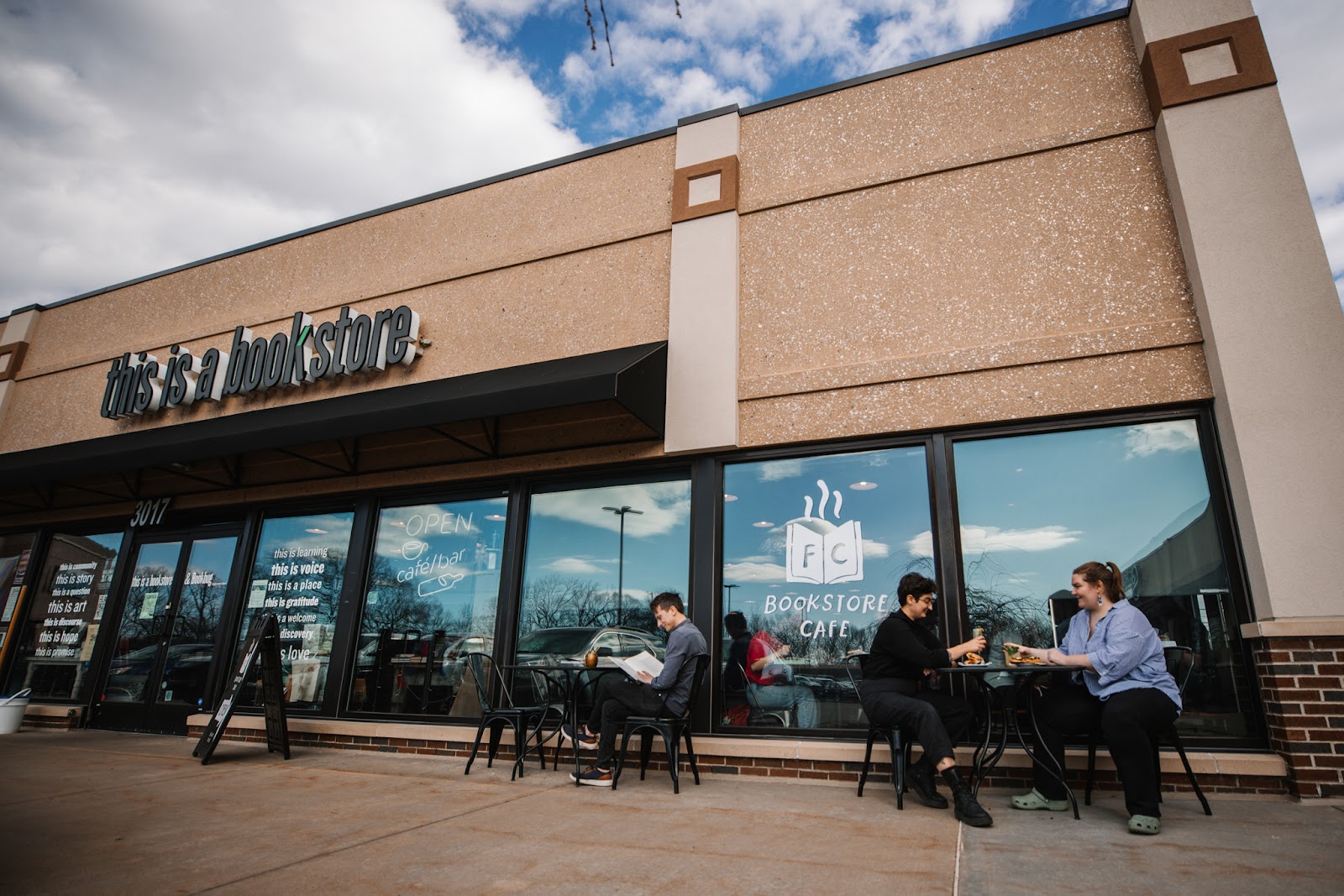 Factory Coffee - Bookstore Cafe — photo