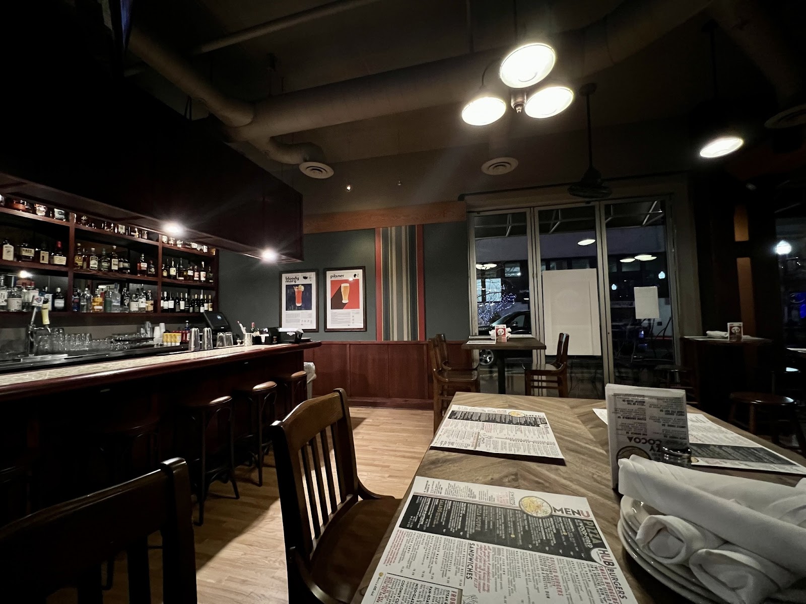 HUB Tavern + Grill — photo