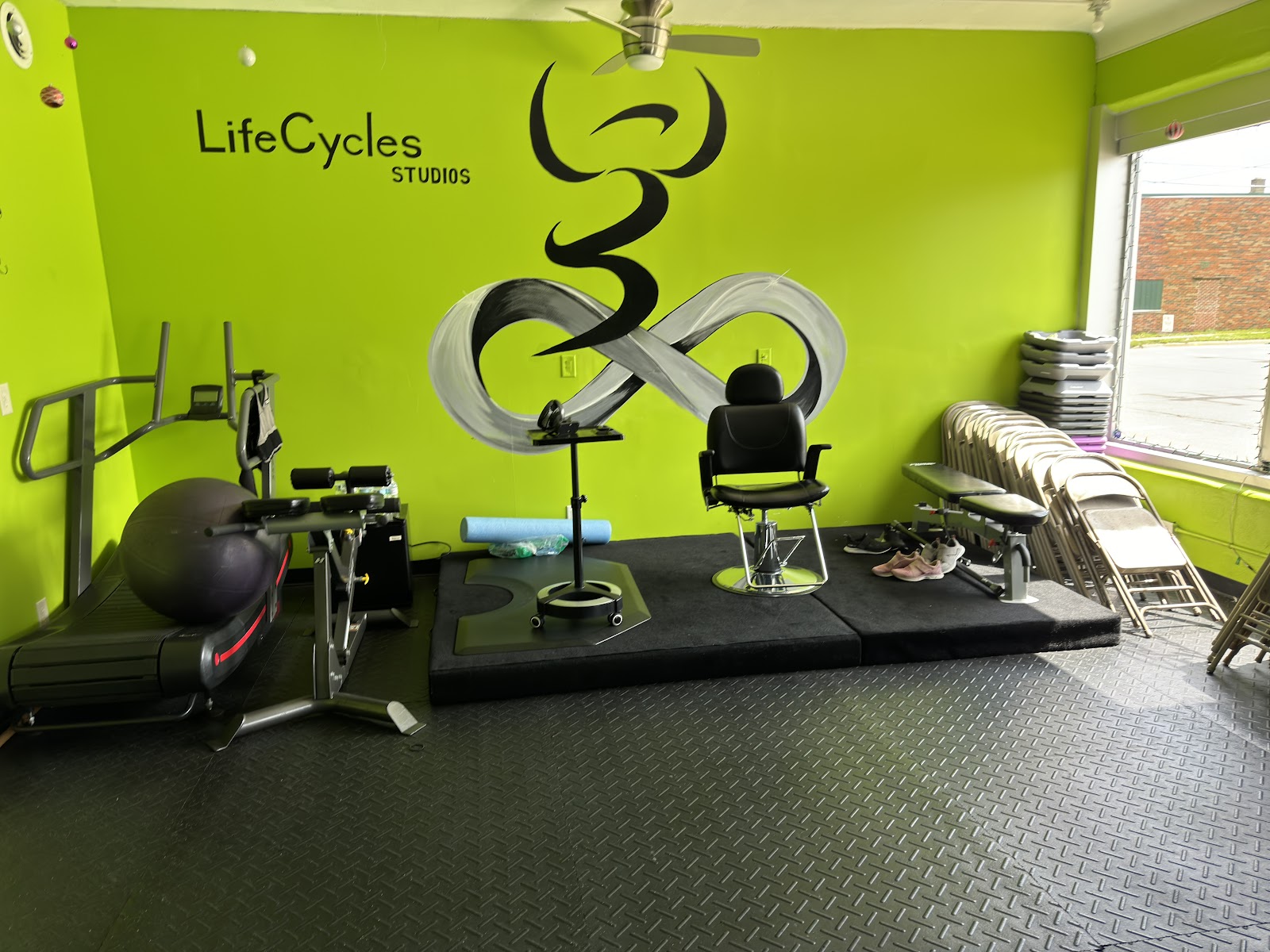 LifeCycles Studios — photo