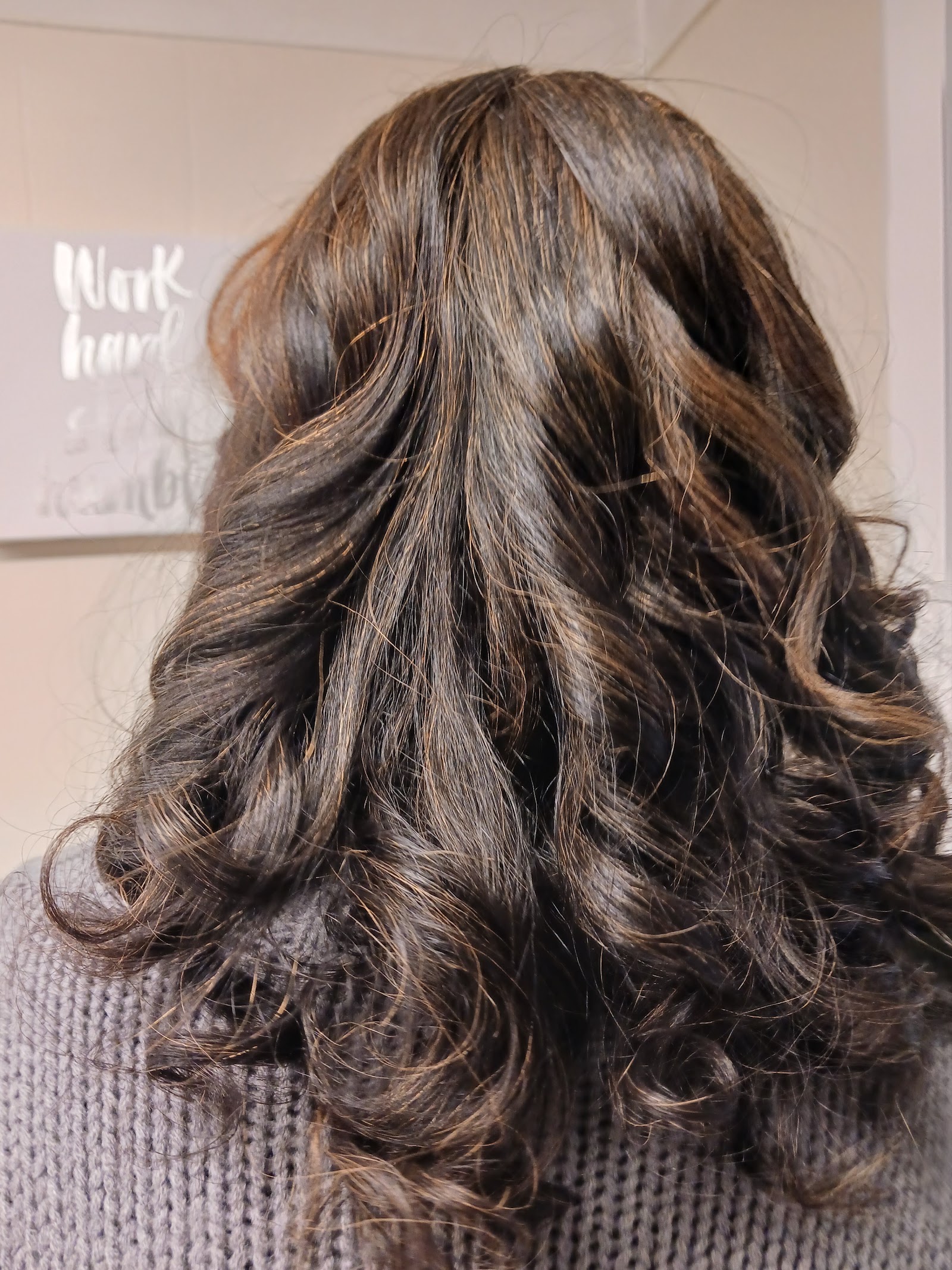 Louise’s beauty salon — photo