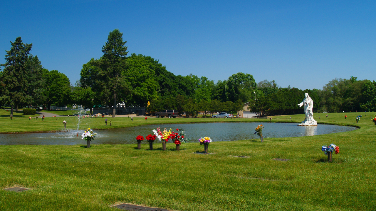 Mt. Ever Rest Memorial Park South — photo